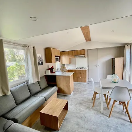 キャンプ場 Mobil-home Golfe De Saint Tropez ガッサン