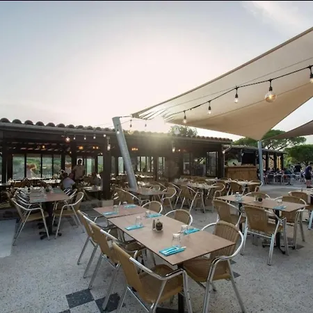 Mobil-home Confort A Golfe De Saint-tropez *