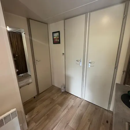 Mobil-home Confort A Golfe De Saint-tropez